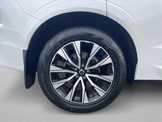 Used 2024 Volvo XC60 B5 Core w/ Protection Package Premier image 26