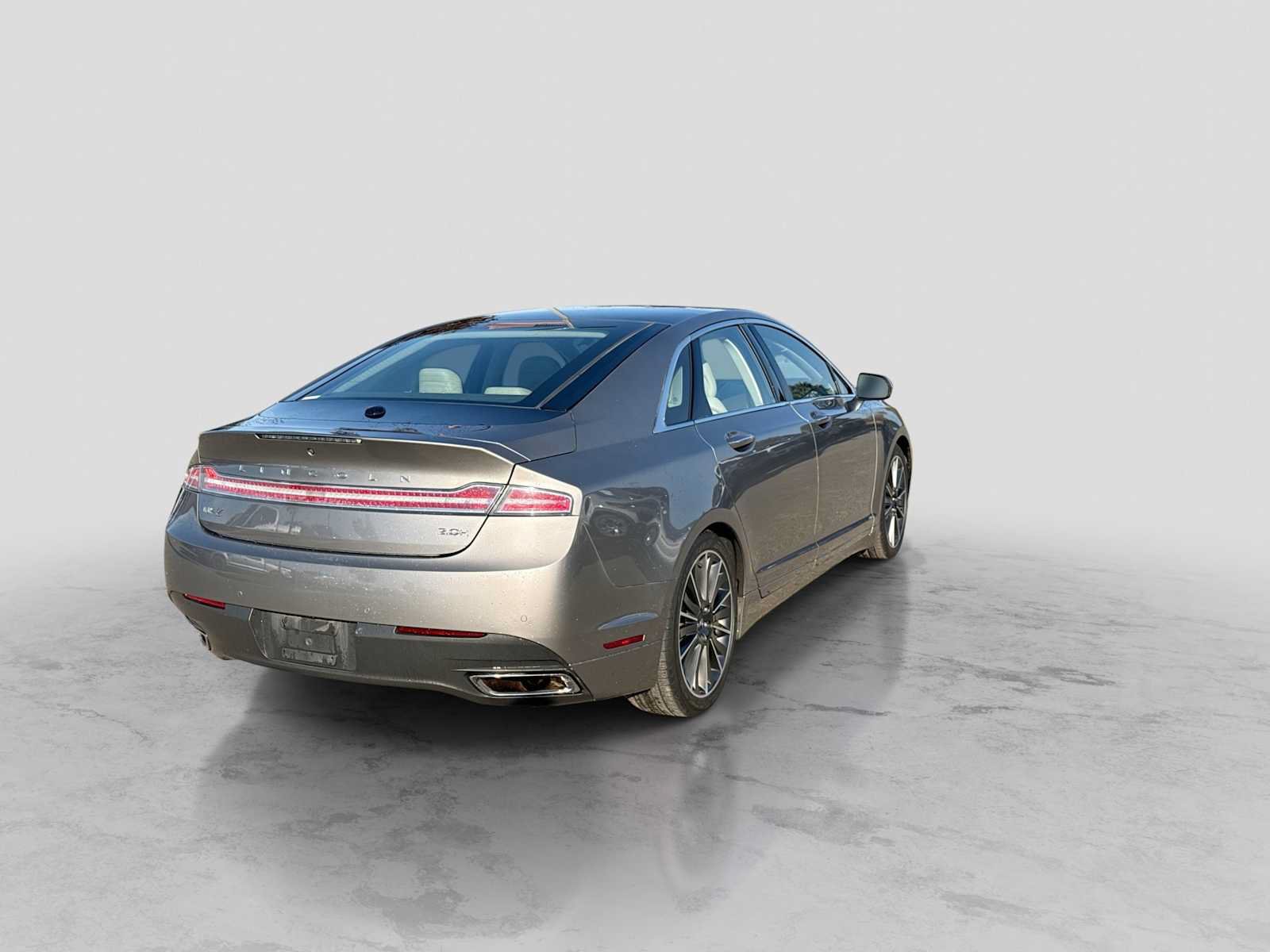 Used 2016 Lincoln MKZ Hybrid w/ Equipment Group 600A Reserve FWD image 6