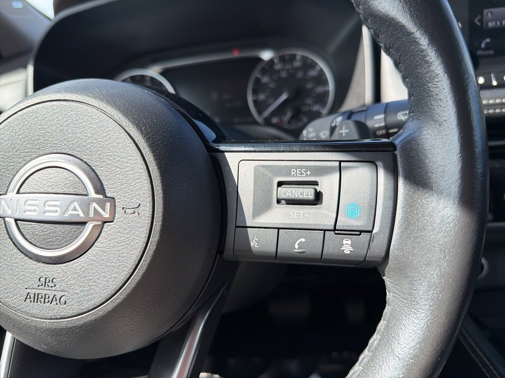 Used 2023 Nissan Rogue SL w/ SL Premium Package image 21