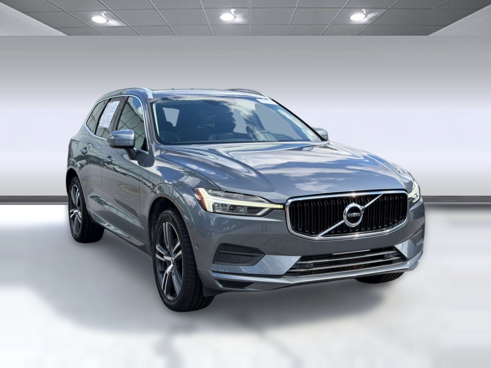 Used 2019 Volvo XC60 T5 Momentum w/ Premium Package FWD image 7
