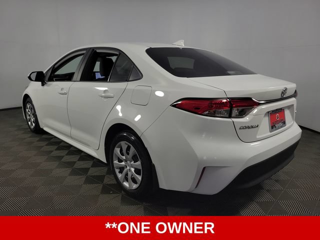 Used 2025 Toyota Corolla LE FWD image 6