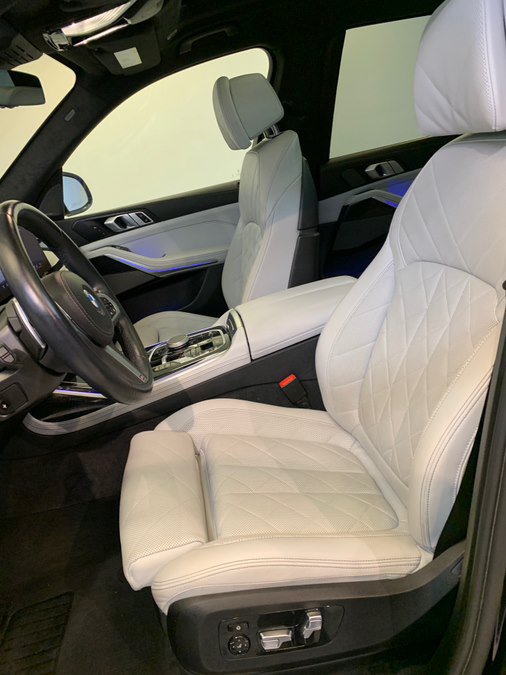 Used 2024 BMW X7 xDrive40i w/ M Sport Package AWD/4WD image 21