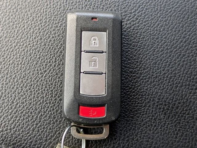 Used 2024 Mitsubishi Outlander Sport SE AWD/4WD image 32