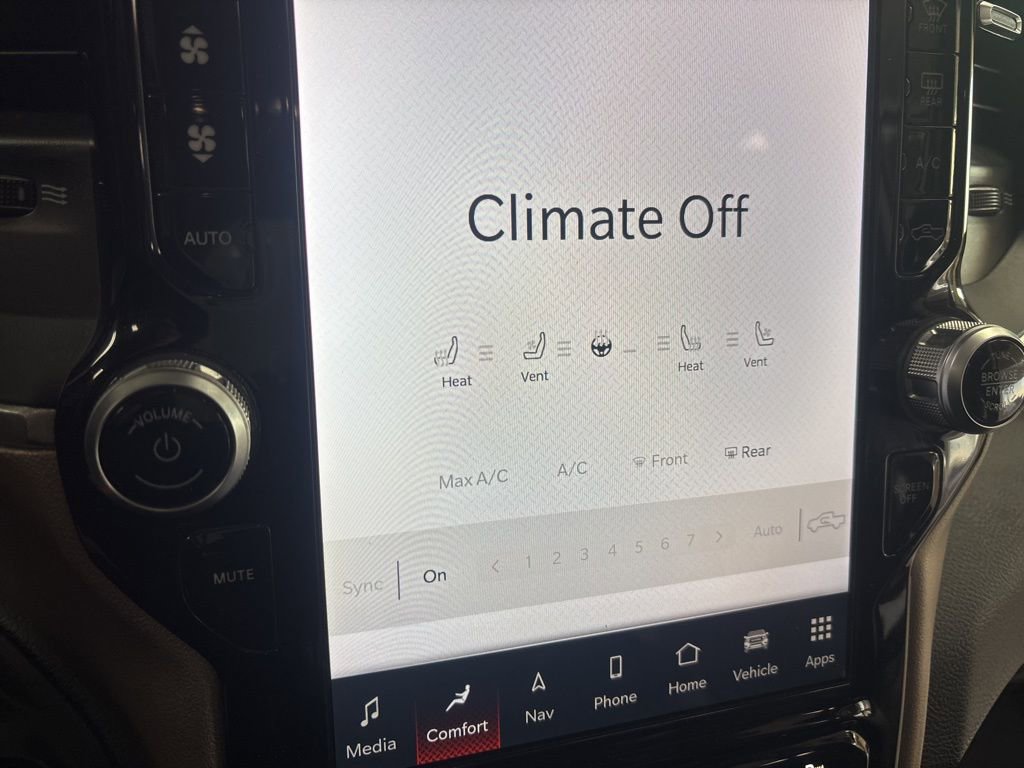 Used 2024 RAM 2500 Laramie image 25