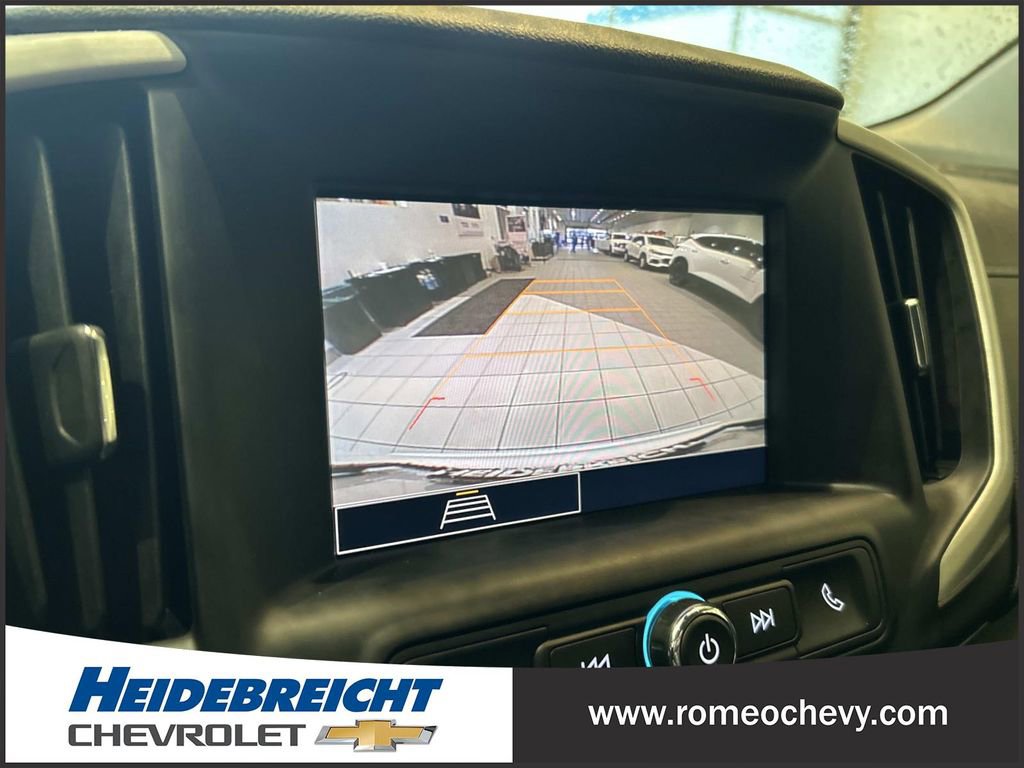 Certified 2024 GMC Terrain SLE w/ Driver Convenience Package FWD image 22