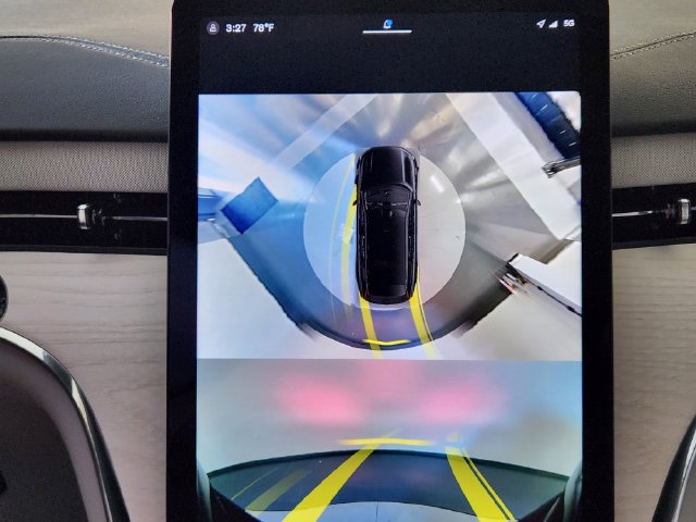 New 2025 Volvo EX90 Plus AWD/4WD image 18