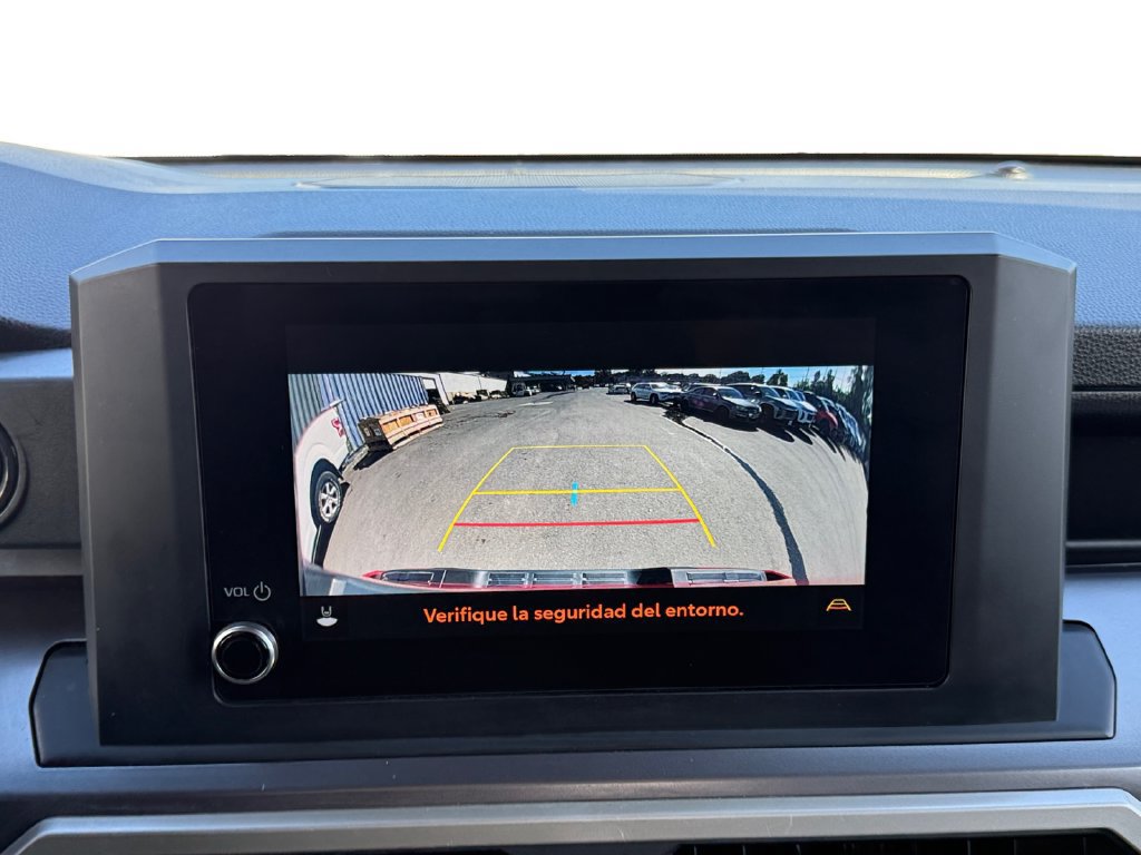 Used 2025 Toyota Tacoma SR5 AWD/4WD image 15