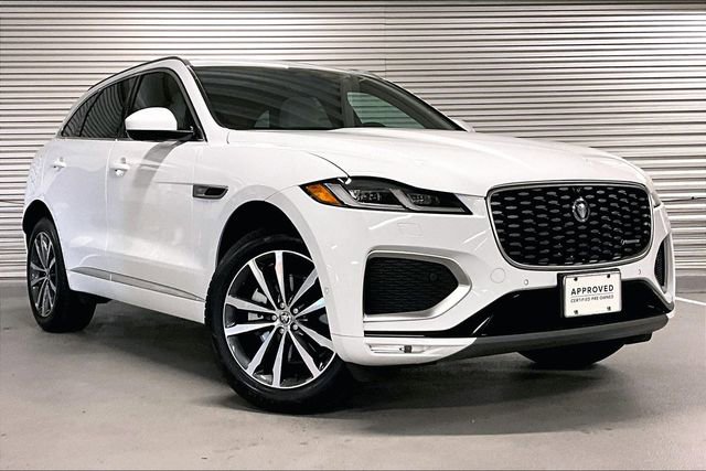 Certified 2025 Jaguar F-PACE R-Dynamic S image 12