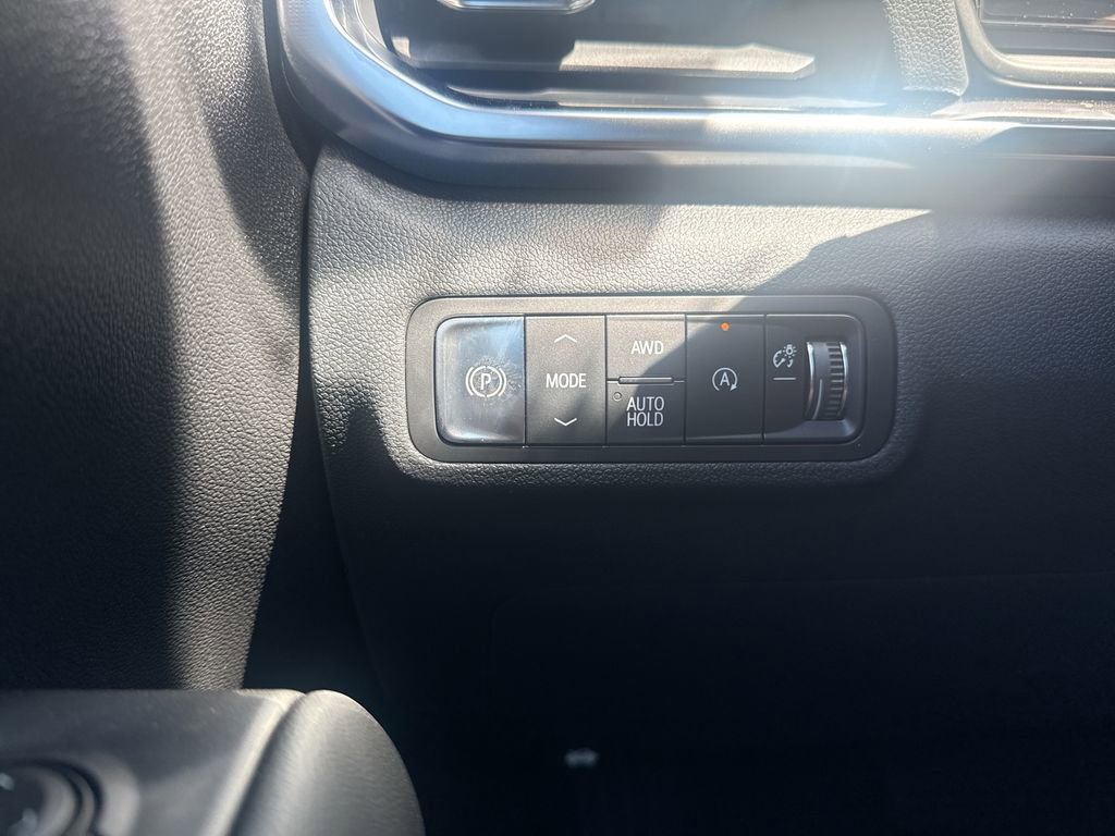 New 2026 GMC Terrain Elevation w/ Elevation Premium Package AWD/4WD image 18