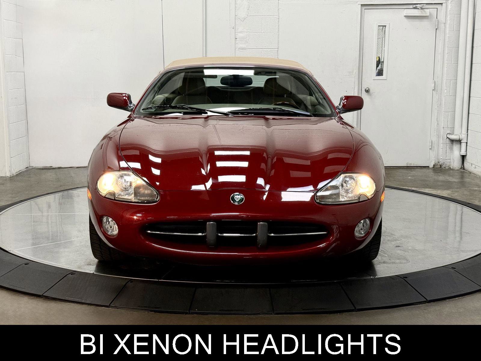 Used 2001 Jaguar XK8 Convertible RWD image 3