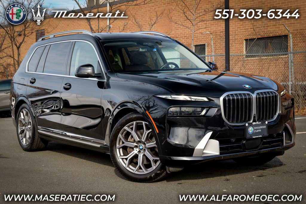 Used 2023 BMW X7 xDrive40i w/ Premium Package image 1