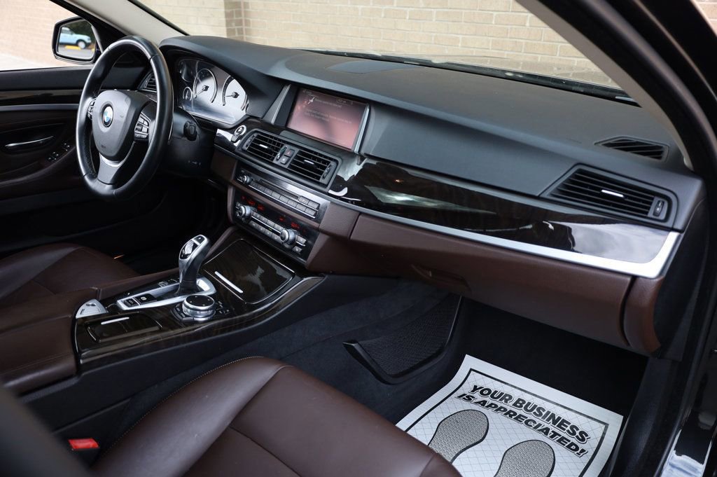Used 2016 BMW 535i Sedan image 29
