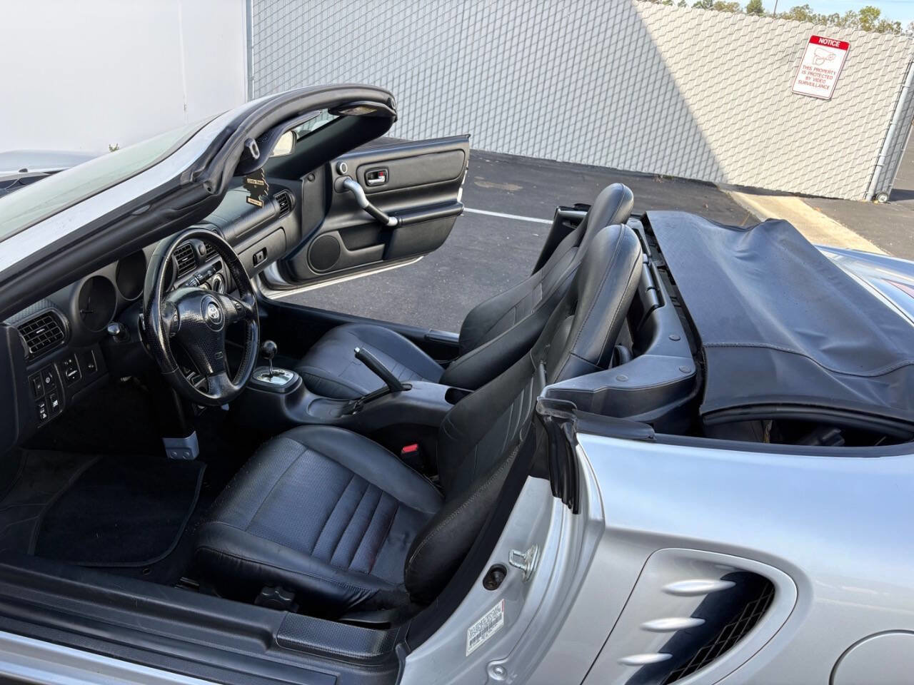 Used 2003 Toyota MR2 RWD image 26