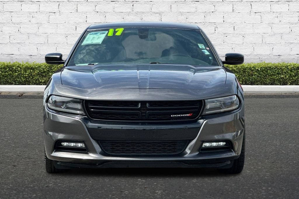 Used 2017 Dodge Charger R/T w/ Blacktop Package RWD image 9
