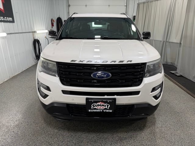 Used 2016 Ford Explorer Sport AWD/4WD image 2