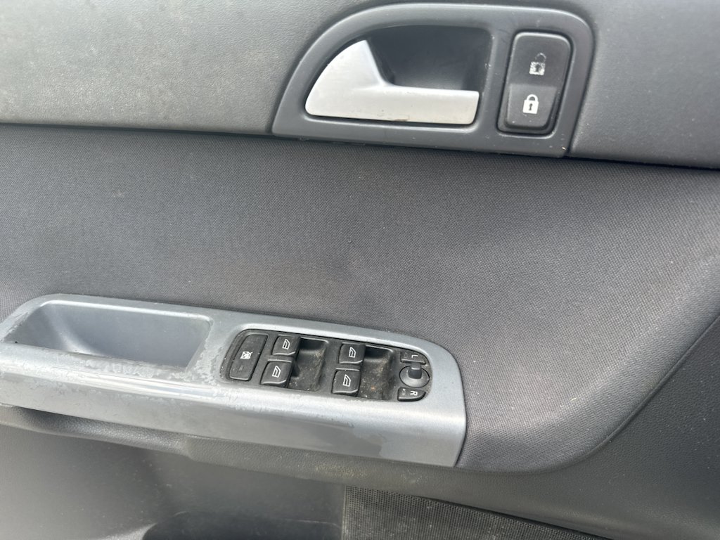 Used 2007 Volvo S40 2.4i FWD image 10
