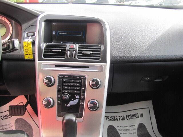 Used 2012 Volvo XC60 3.2 FWD image 17
