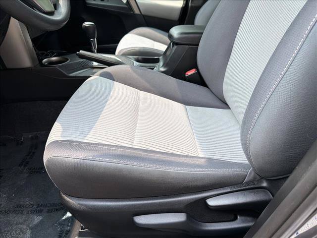 Used 2014 Toyota RAV4 XLE AWD/4WD image 12