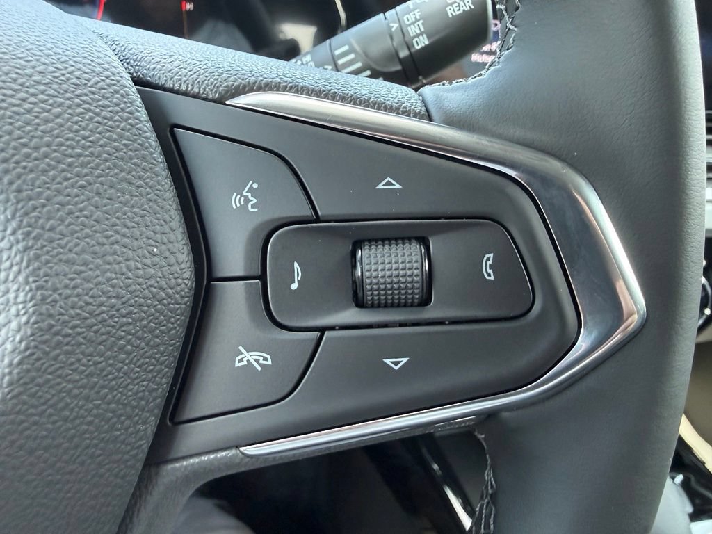 New 2026 Chevrolet Trax LT w/ LT Convenience Package FWD image 44