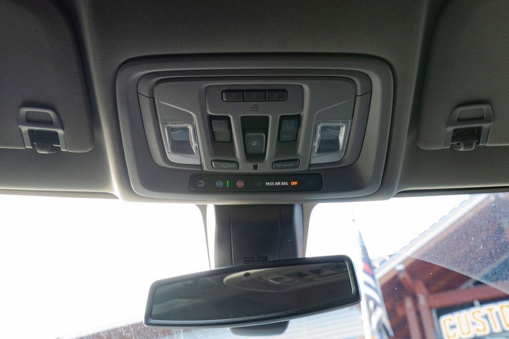 Used 2022 Chevrolet Silverado 3500 LTZ w/ LTZ Plus Package image 16