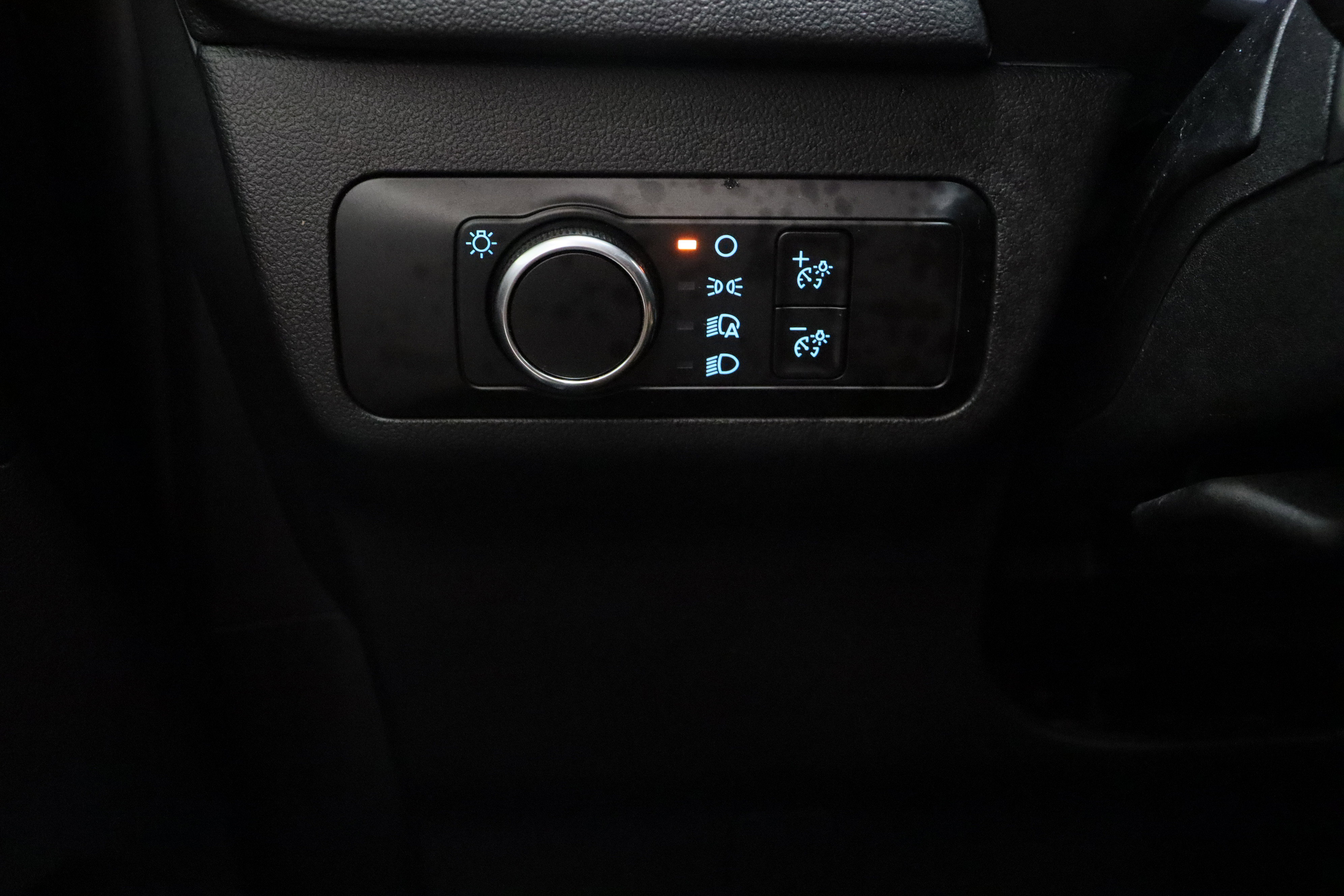 Used 2025 Ford Escape Active AWD/4WD image 24