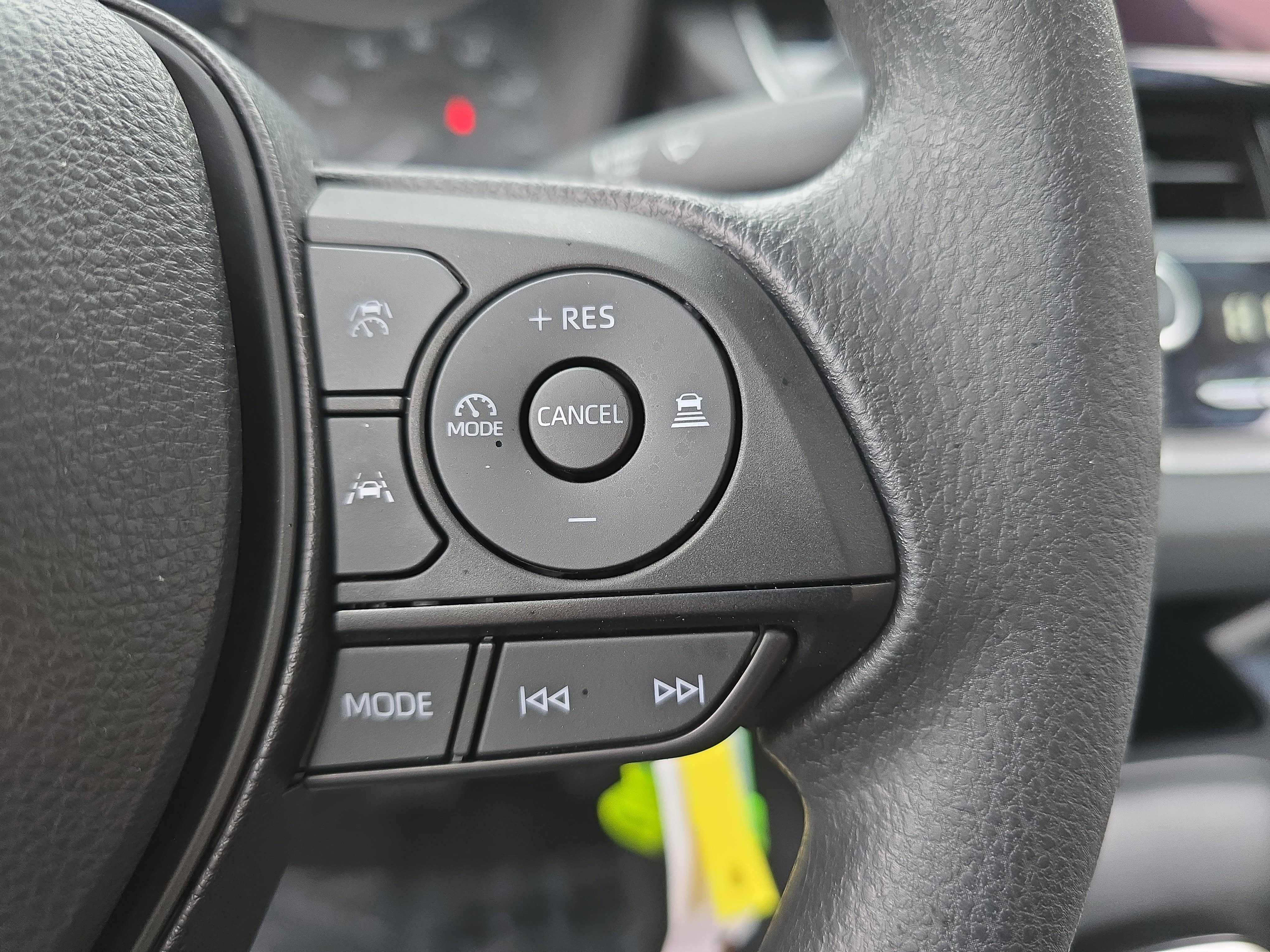 Used 2024 Toyota Corolla LE FWD image 19