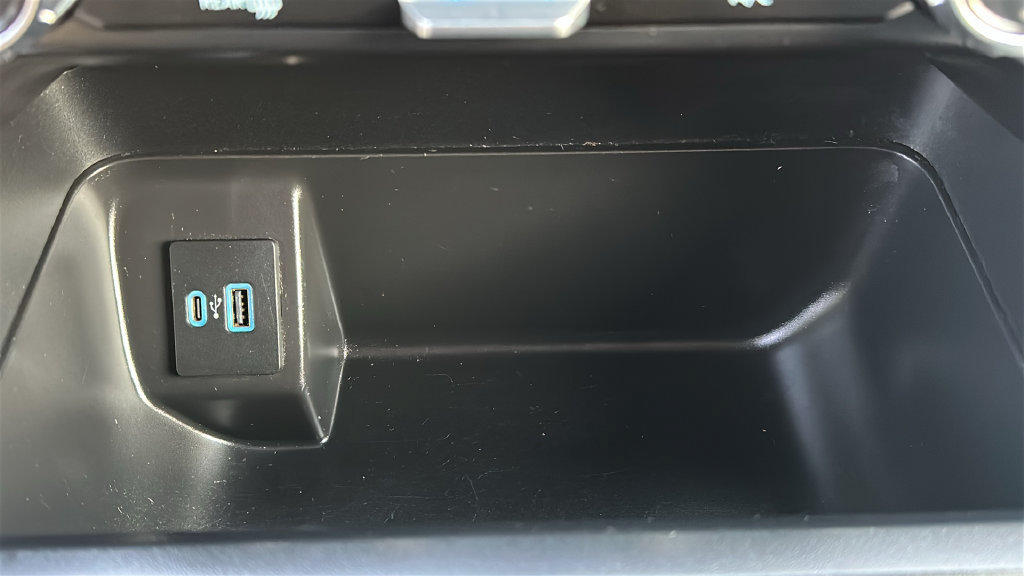 Used 2024 Ford F150 XLT w/ Mobile Office Package AWD/4WD image 27