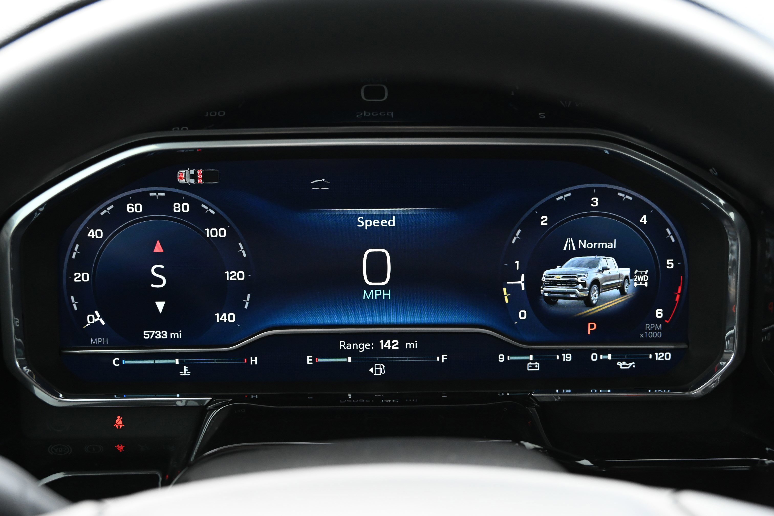 Used 2025 Chevrolet Silverado 1500 LTZ image 17