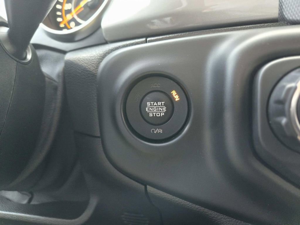 Used 2021 Jeep Wrangler Unlimited Sahara w/ Cold Weather Group image 34