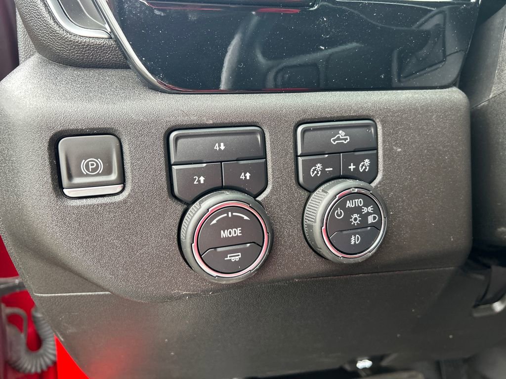 Used 2024 Chevrolet Silverado 3500 LT w/ Convenience Package image 19