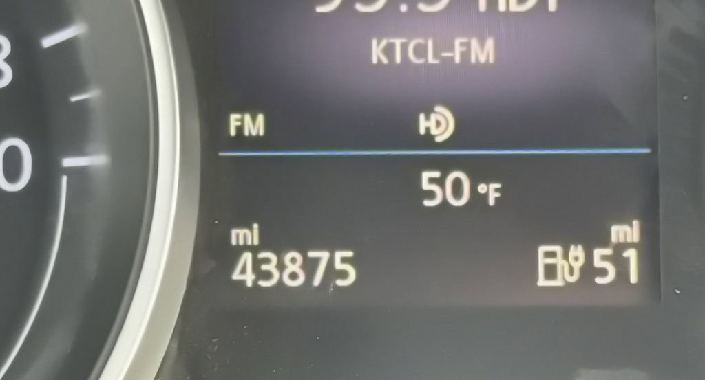 Used 2016 Volkswagen e-Golf SE image 18