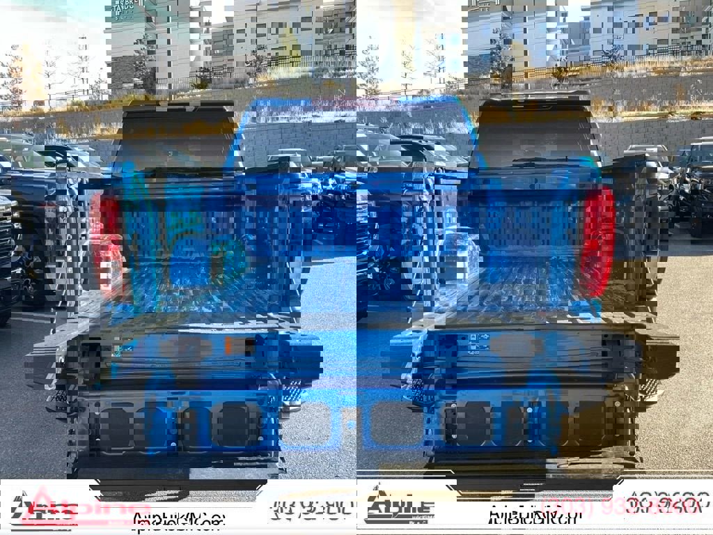 Used 2022 GMC Sierra 1500 Elevation image 20