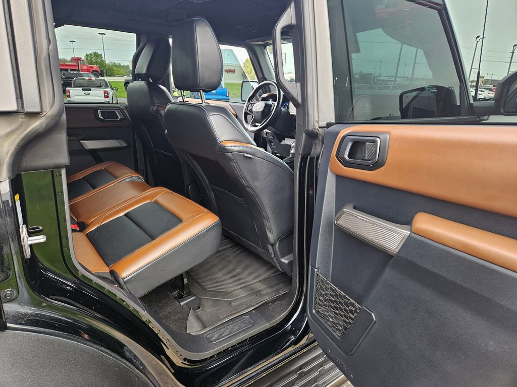 Used 2023 Ford Bronco Outer Banks w/ Sasquatch Package AWD/4WD image 24