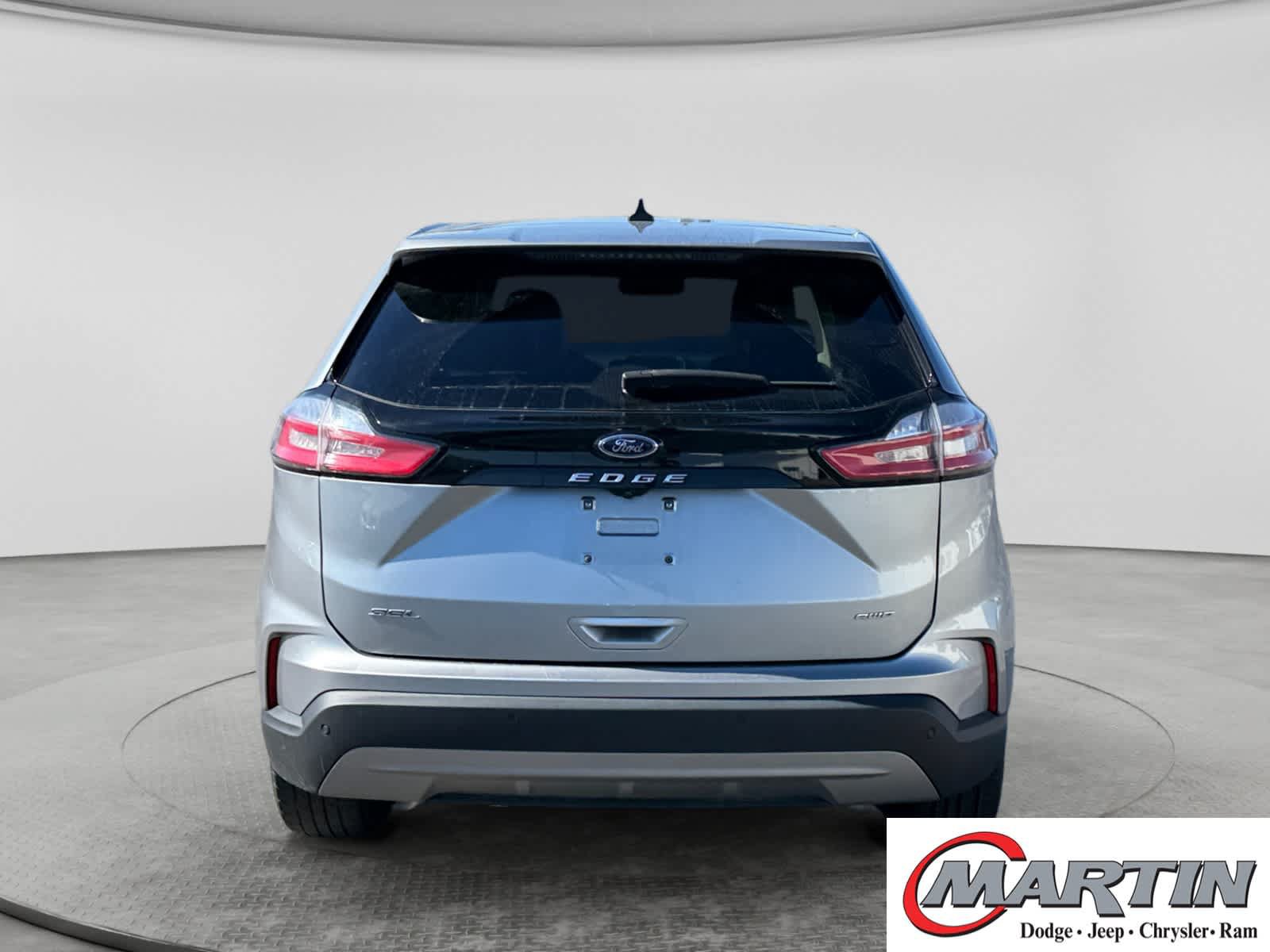 Used 2024 Ford Edge SEL AWD/4WD image 6