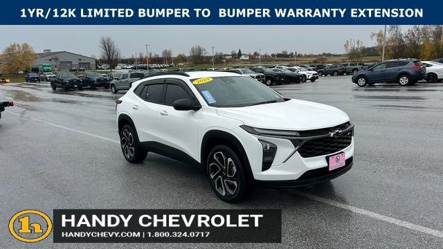 Certified 2025 Chevrolet Trax RS FWD image 1