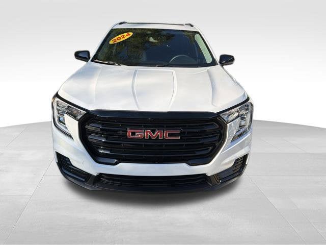 Used 2024 GMC Terrain SLE w/ Driver Convenience Package AWD/4WD image 2
