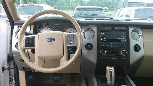Used 2011 Ford Expedition EL XLT w/ 202A Rapid Spec Order Code AWD/4WD image 10