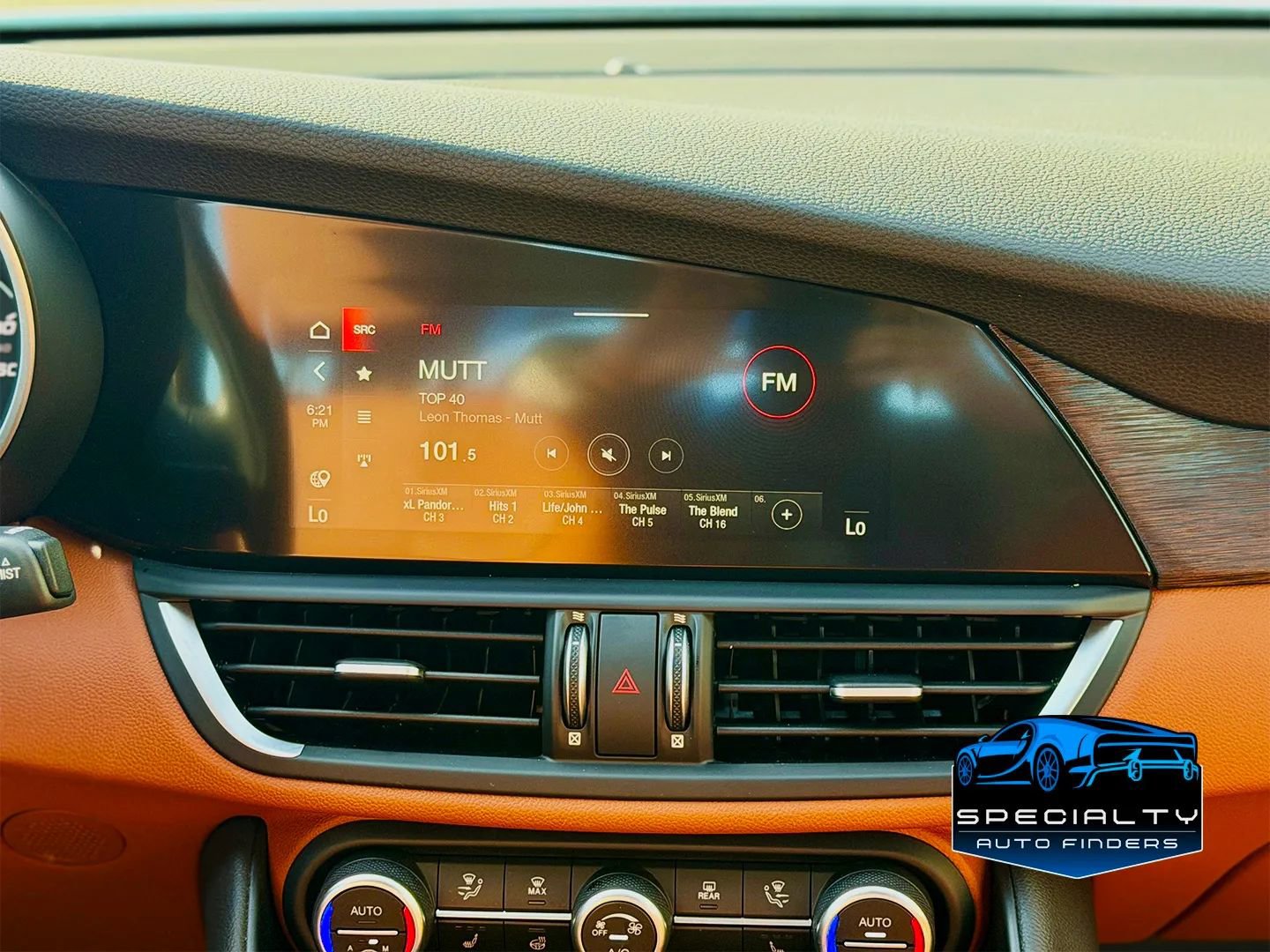 Used 2020 Alfa Romeo Giulia Sprint w/ Cold Weather Package AWD/4WD image 10