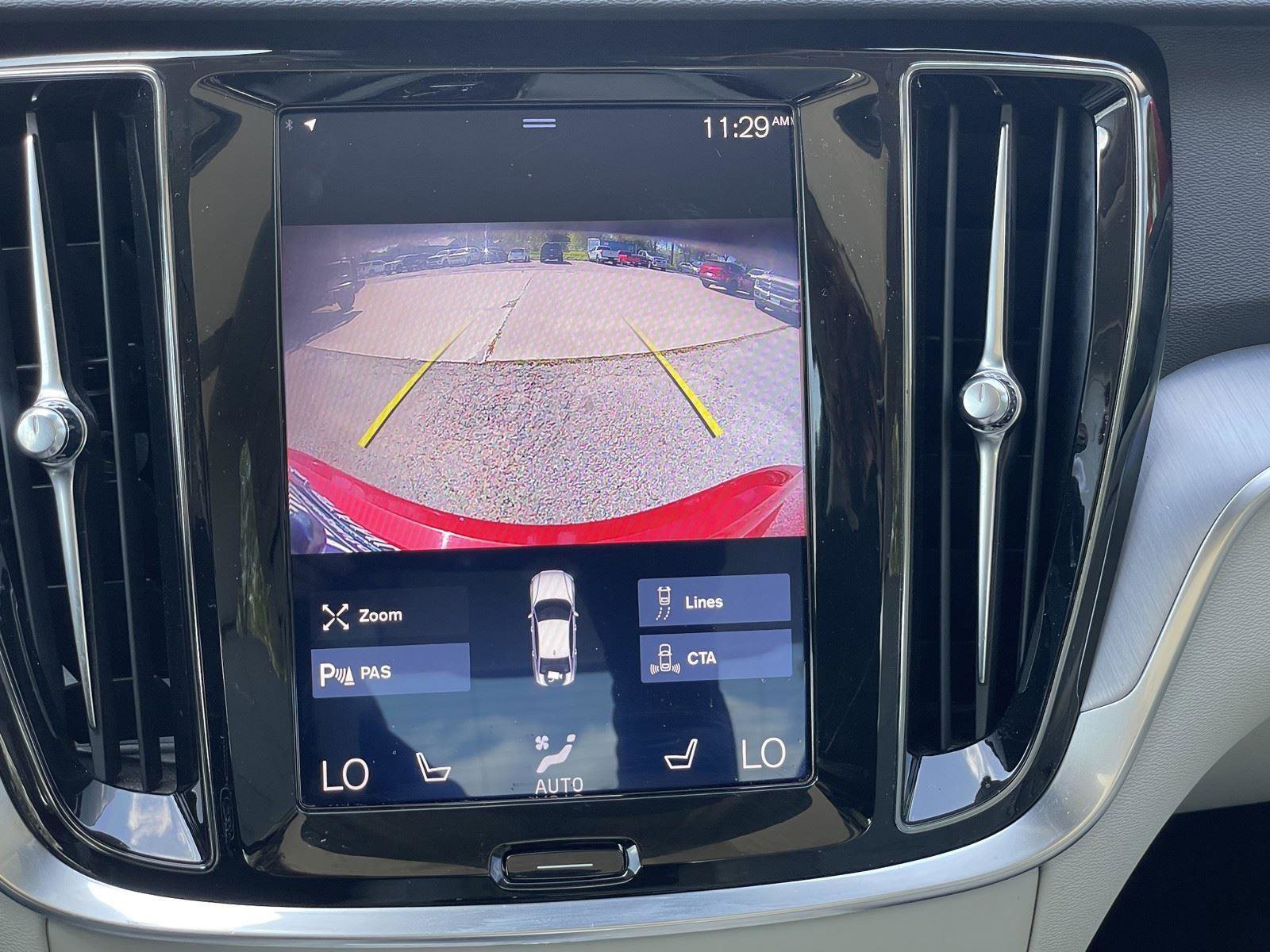 Used 2020 Volvo S60 T6 Momentum image 22