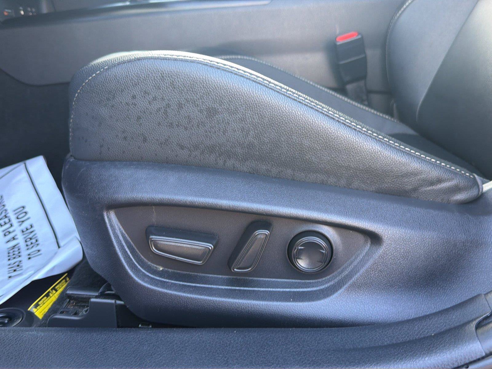 Used 2025 Toyota Camry SE FWD image 23