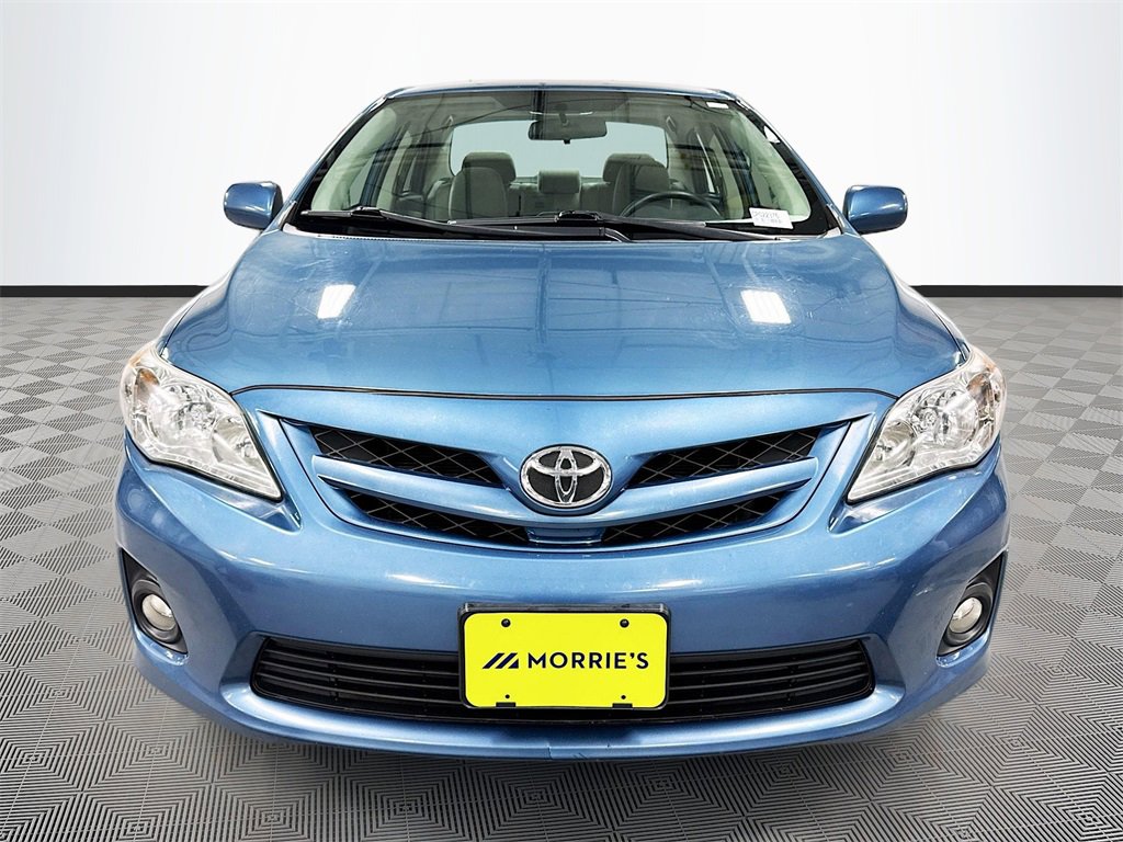 Used 2012 Toyota Corolla LE image 2