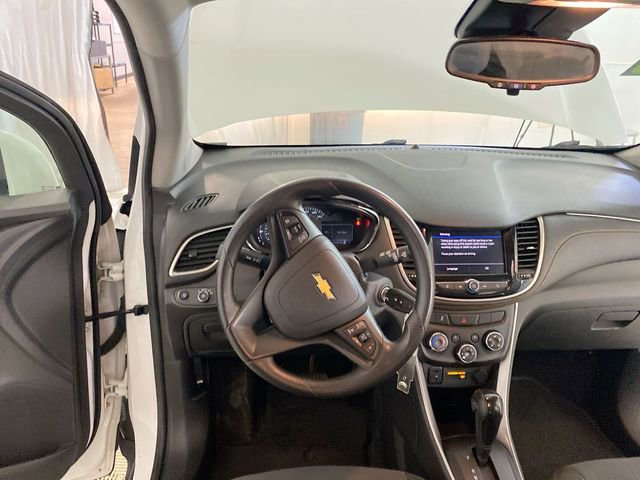Used 2021 Chevrolet Trax LS w/ Tint and Cruise Package image 28