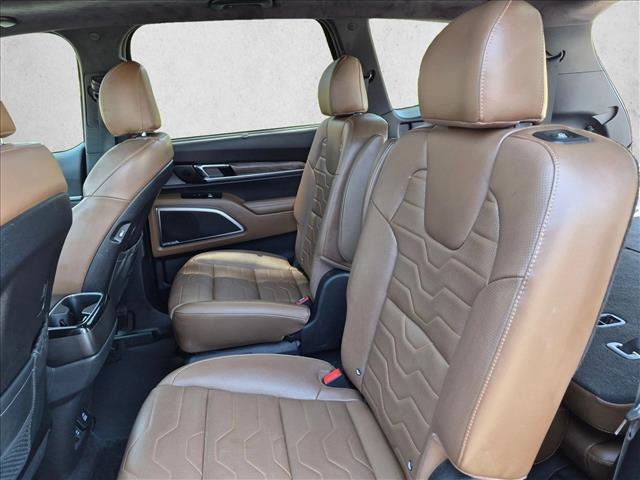 Used 2021 Kia Telluride SX w/ SX Prestige Package AWD/4WD image 18