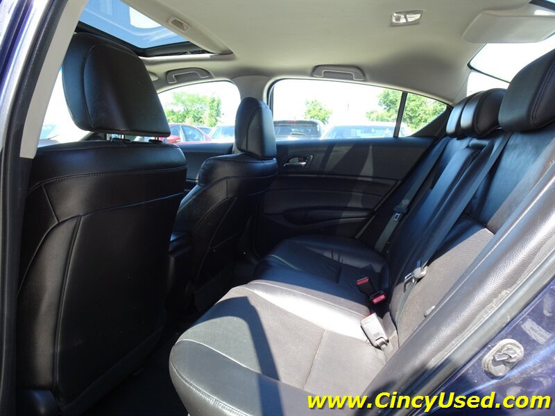 Used 2014 Acura ILX w/ Technology Package FWD image 14
