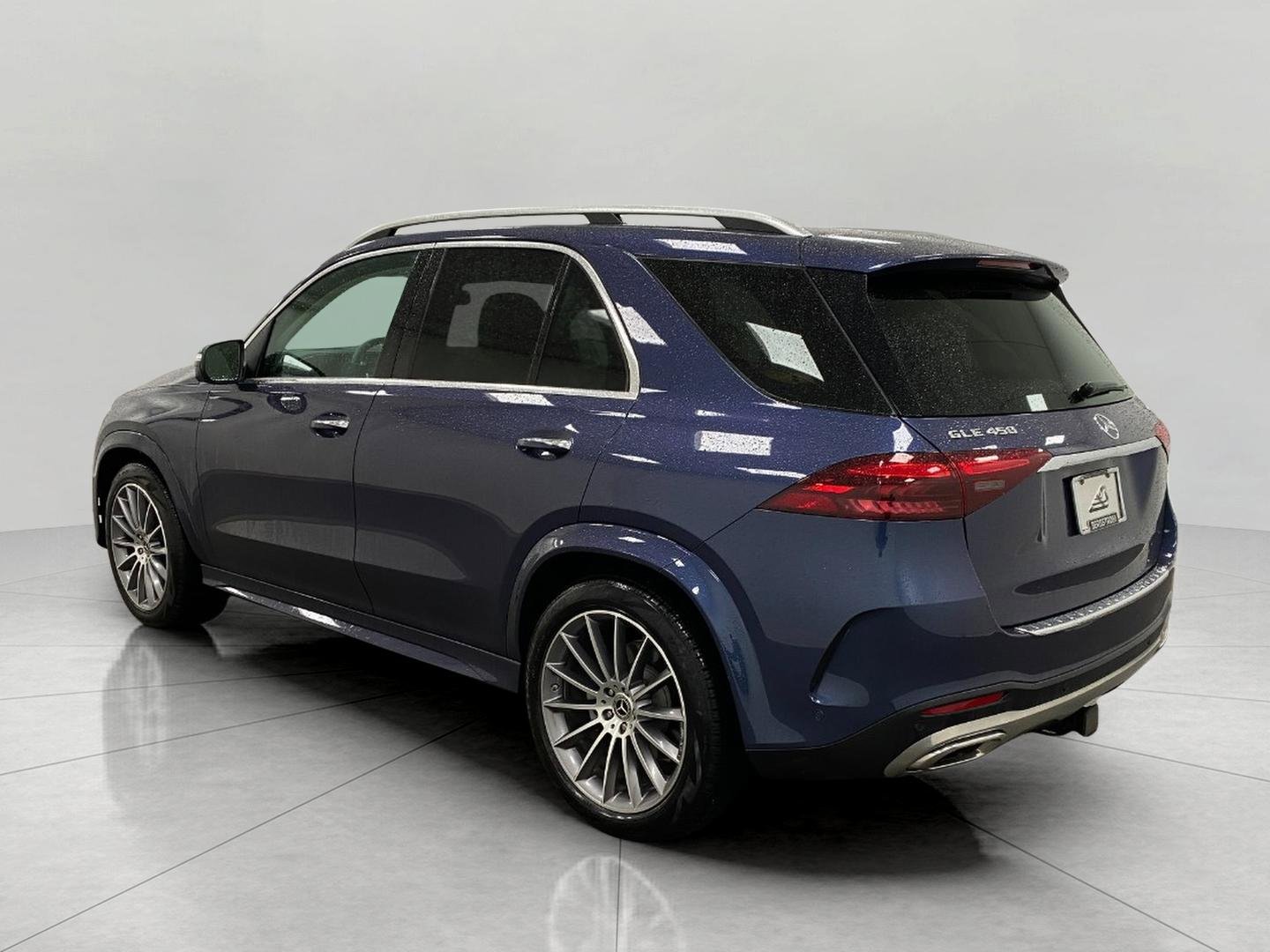 Certified 2026 Mercedes-Benz GLE 450 4MATIC image 8