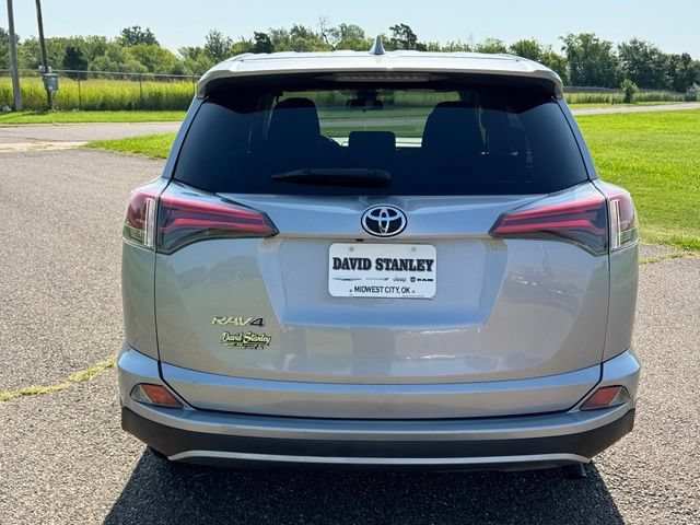 Used 2018 Toyota RAV4 XLE FWD image 5