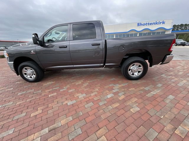 Used 2024 RAM 2500 Tradesman w/ Chrome Appearance Group image 28