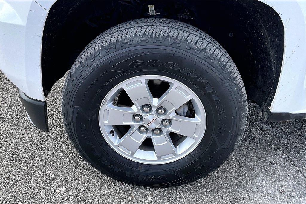 Used 2019 GMC Canyon 2WD Crew Cab w/ Convenience Package image 12