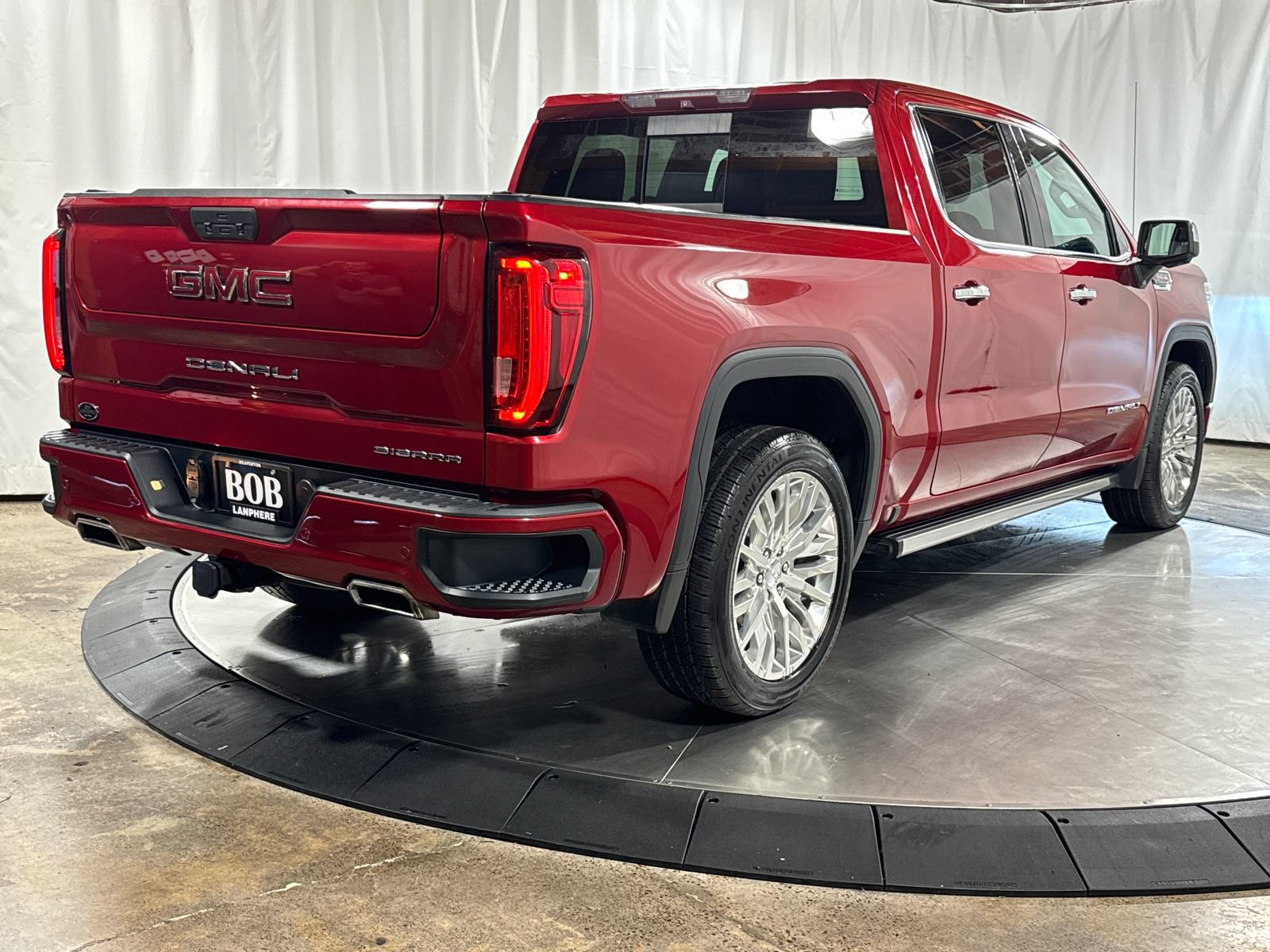 Used 2019 GMC Sierra 1500 Denali w/ Denali Ultimate Package AWD/4WD image 12