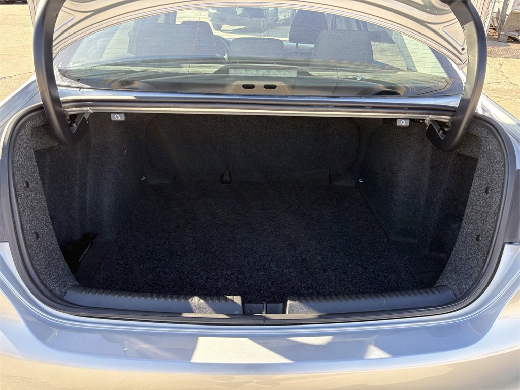 Used 2014 Volkswagen Jetta S image 25